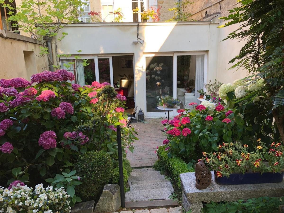 44 Rue Cap Bed & Breakfast Caen Exterior photo